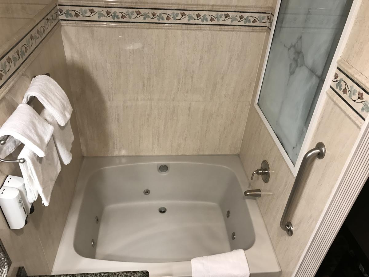 Castaic Inn Six Flags Valencia Екстер'єр фото